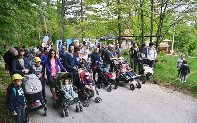 11. Mama i beba maraton