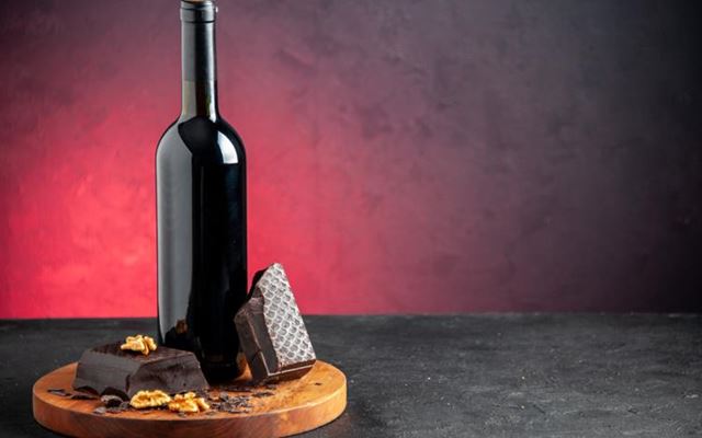 Wein und Schokolade