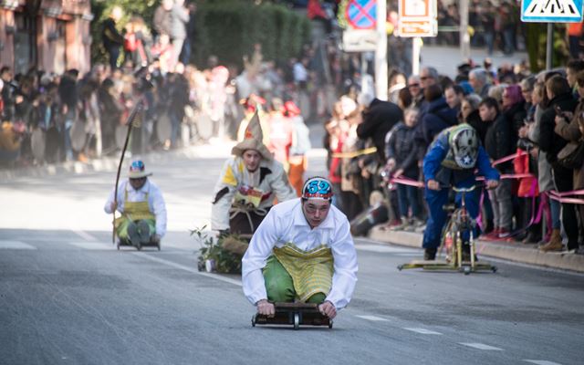 Balinjerada (Seifenkistenrennen)