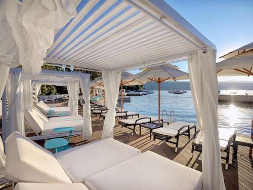 A Hotel Royal privát strandja Opatijában 