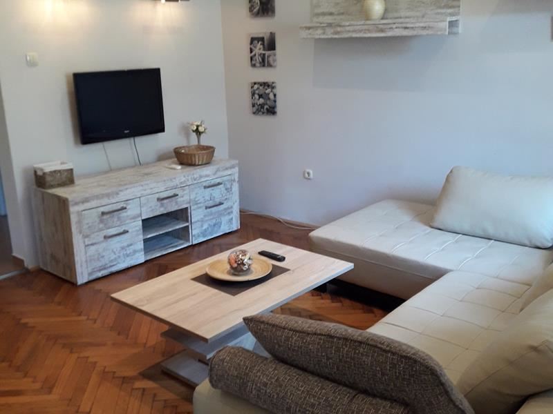 Apartment Beti 
