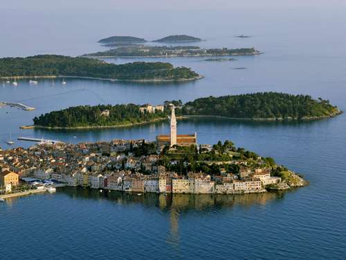 Go on the Istria Tour and discover the magic of this green peninsula 